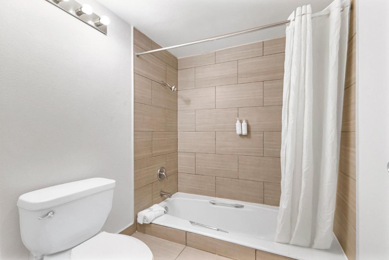 Heritage Inn Express Roseville Dış mekan fotoğraf